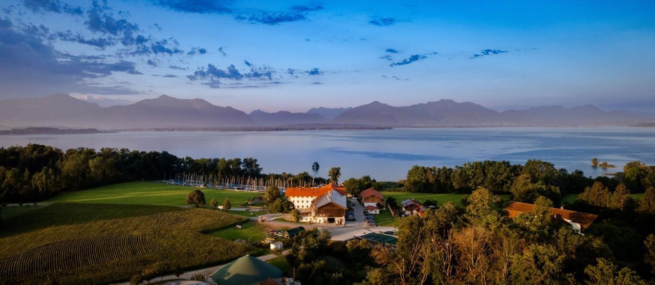 Farm stay Urlaubsbauernhof Kirchmaier